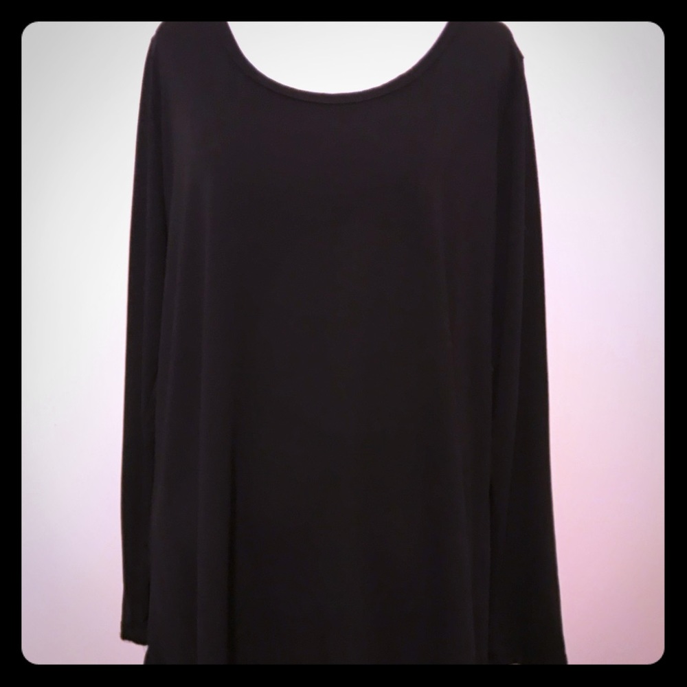 2X Black Lynnae long sleeved shirt